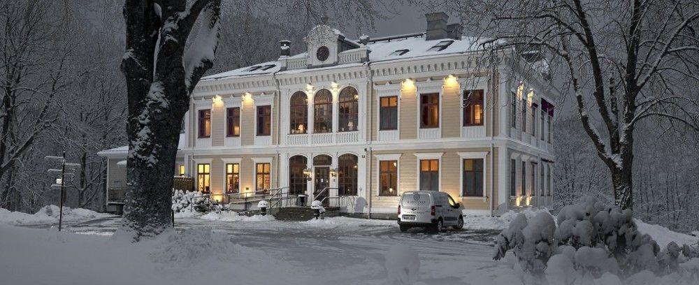 Karstorp Sateri - Hotell Och Konferens Skovde Exterior photo